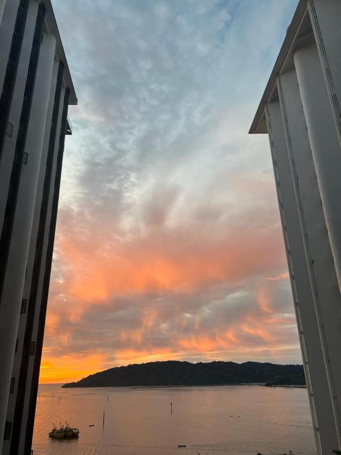 Kota Kinabalu City Centre @ The Shore By Casa Yolo Luaran gambar