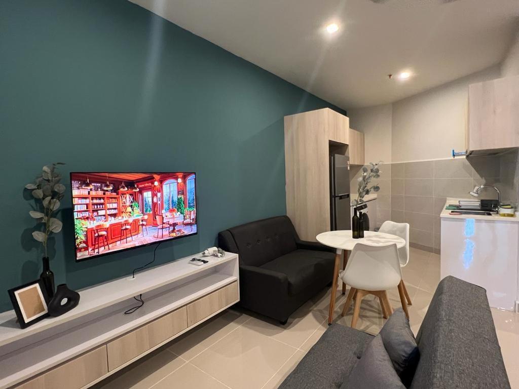 Kota Kinabalu City Centre @ The Shore By Casa Yolo Luaran gambar